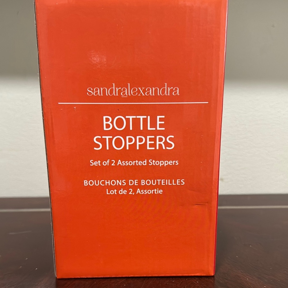 Red Bottle Stoppers Set